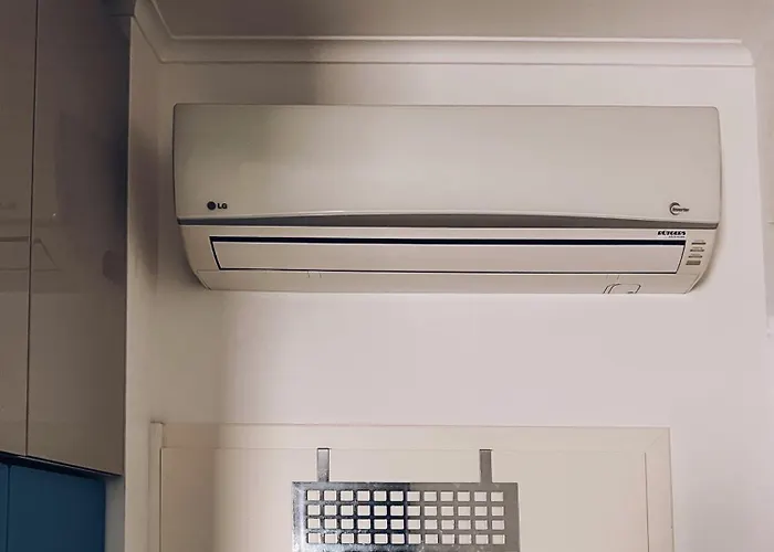 Neuwertiges Mit Schnellem Wlan, Glasfaser, Kostenlose Privatparkplatz Auch Fuer Transporter Geeignet R11