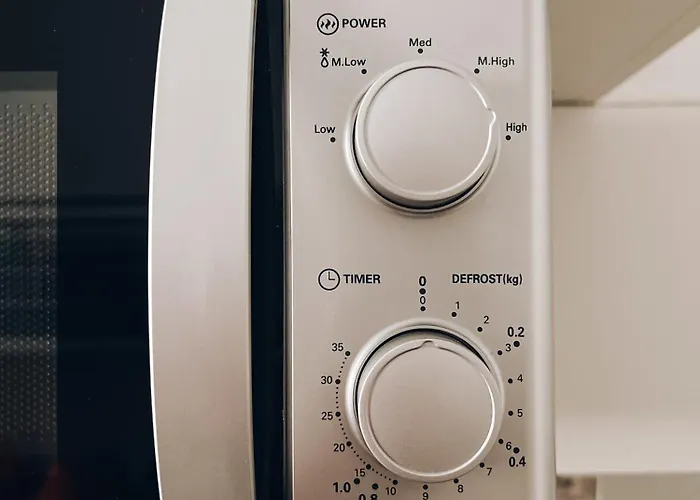 Neuwertiges Mit Schnellem Wlan, Glasfaser, Kostenlose Privatparkplatz Auch Fuer Transporter Geeignet R11 Appartamento