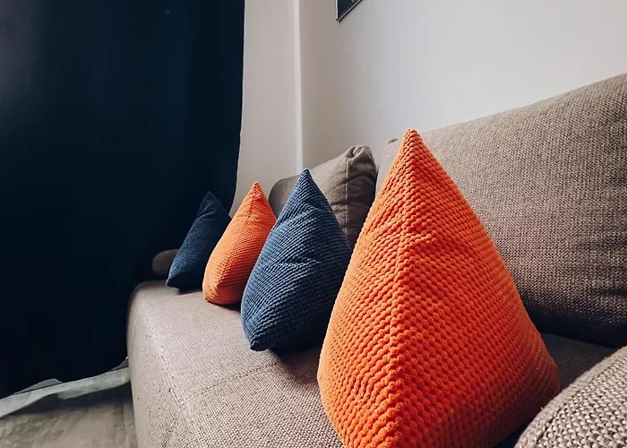 Appartamento Neuwertiges Mit Schnellem Wlan, Glasfaser, Kostenlose Privatparkplatz Auch Fuer Transporter Geeignet R11 Freiberg am Neckar